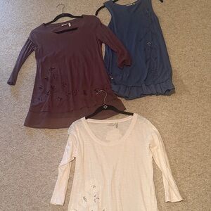 LOGO by Lori Goldstein Women's Blouses - 3 Plum, Blue, and Cream